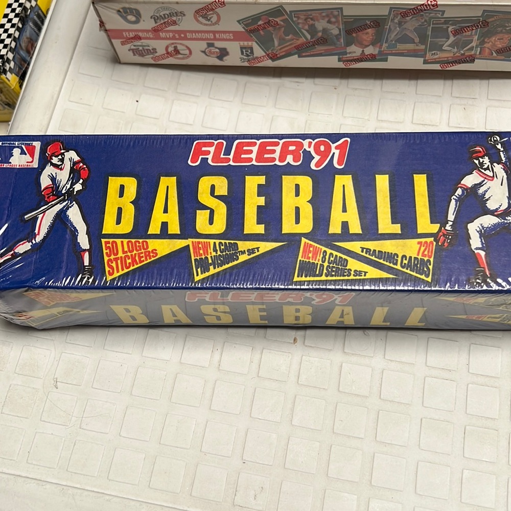COPY - 1991 Fleer baseball factory set! Sealed